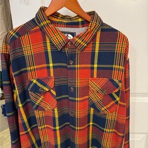 Northface long sleeve button-down flannel shirt